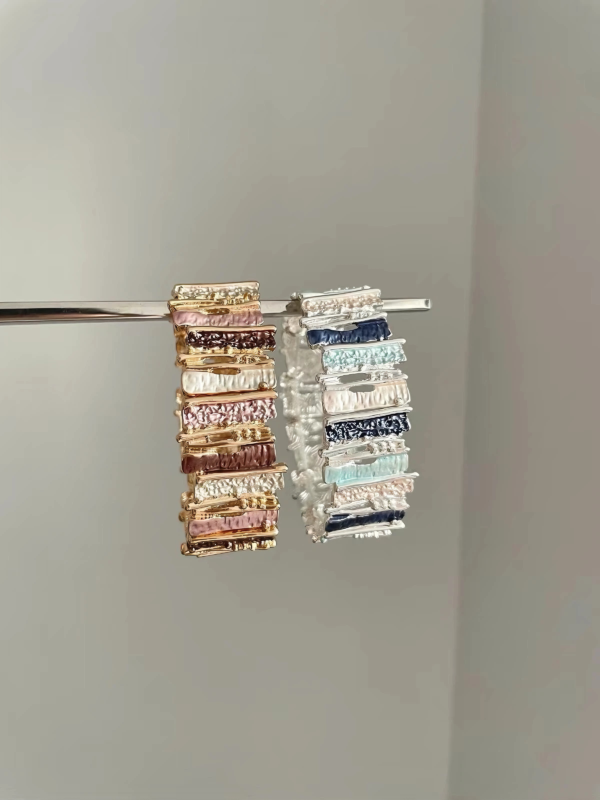 Fluid Vint Bangle