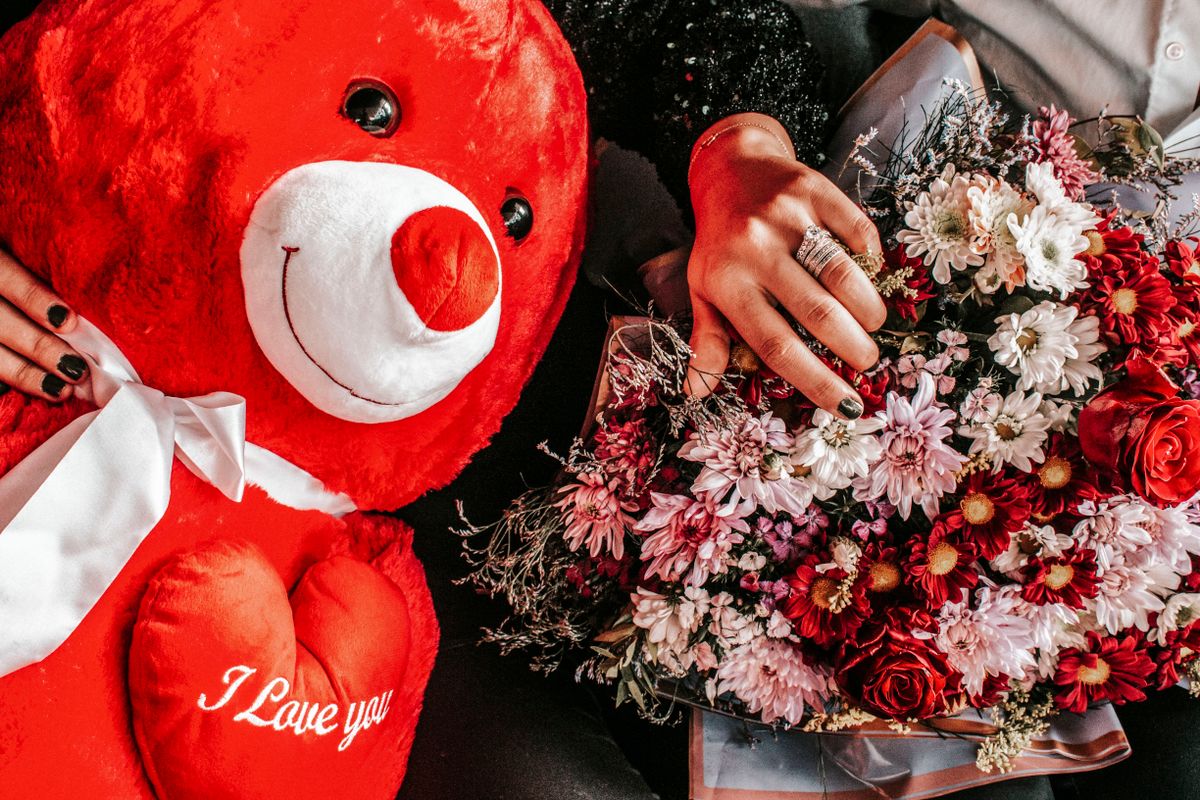 Gifting ideas and flower care